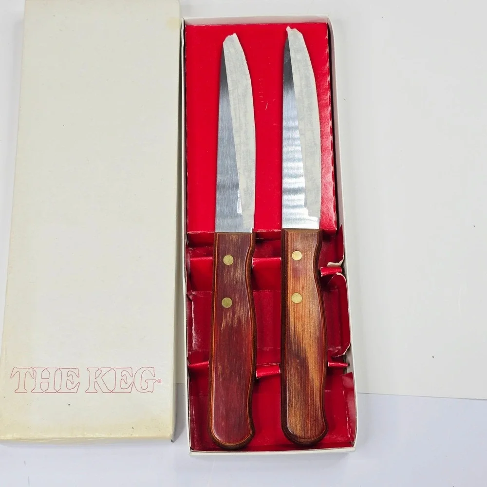 The Keg Steak Knives Set of 2 Wood Handle Restaurant Vintage kitchen Dinner‎